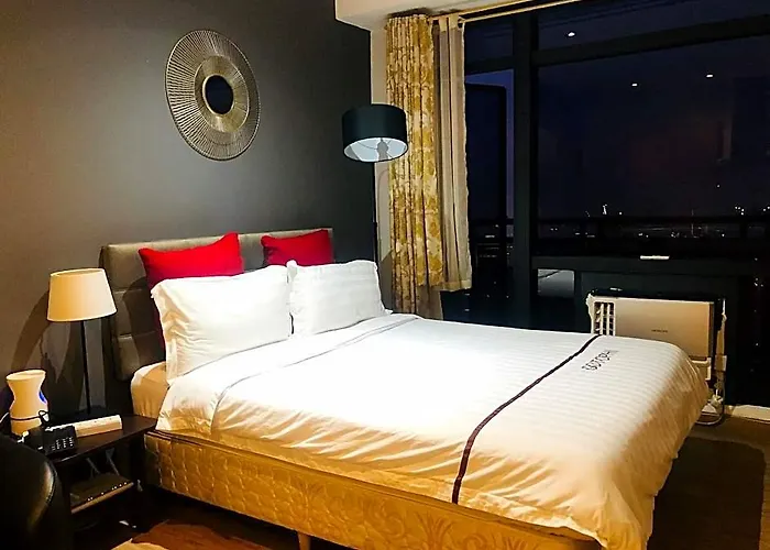 Отель Gotophi Luxurious 5star Gramercy Makati 5918