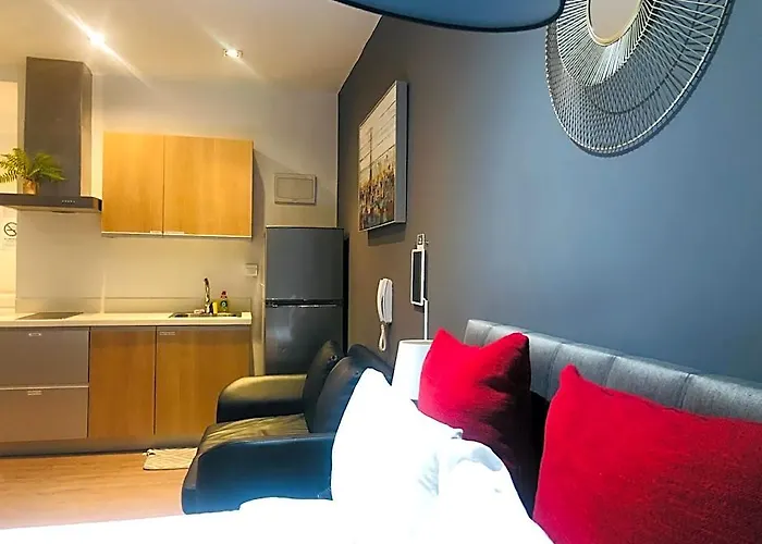 Отель Gotophi Luxurious 5star Gramercy Makati 5918 Манила
